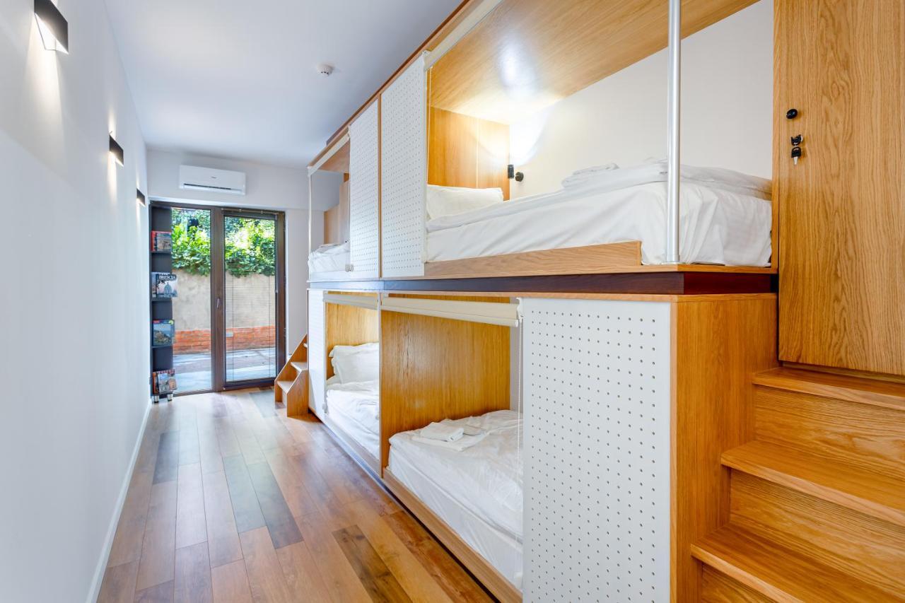 The Tbilisi Pod Hostel Екстериор снимка