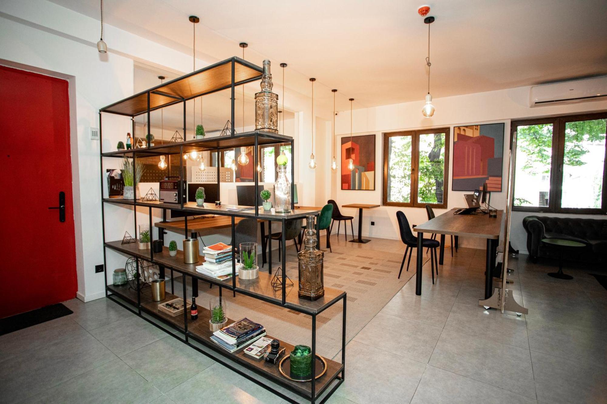 The Tbilisi Pod Hostel Екстериор снимка